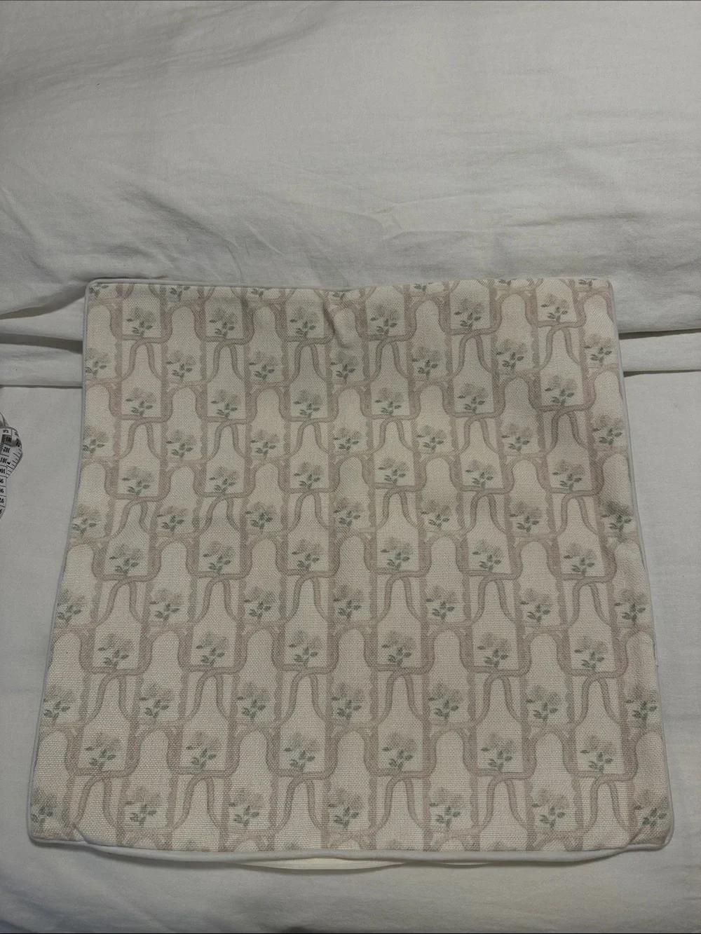 20x20 Neutral Floral Pattern Pillow Shams - Pair